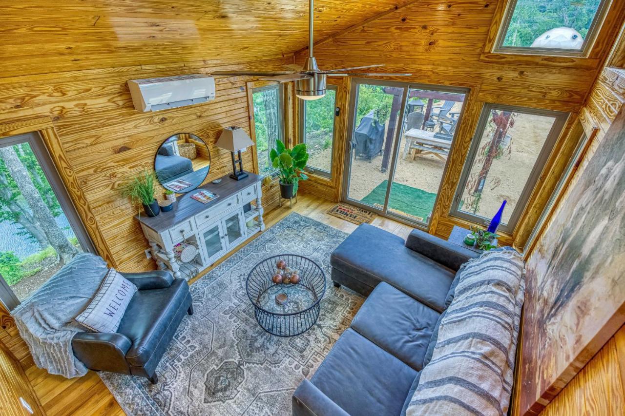 The Gemini-A Dreamy, Waterfront Tiny Cabin Rogersville 外观 照片