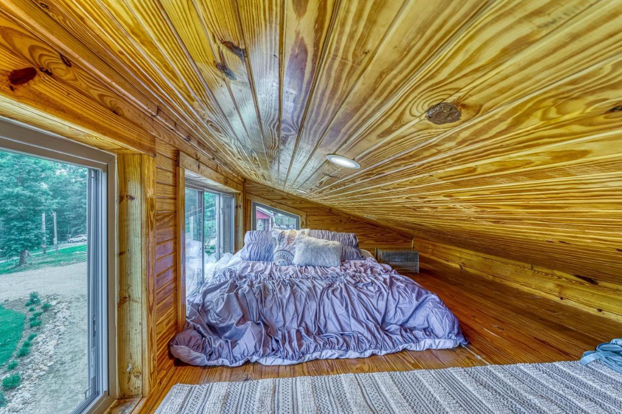 The Gemini-A Dreamy, Waterfront Tiny Cabin Rogersville 外观 照片